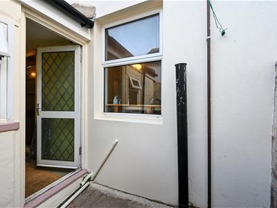 Picture 16
